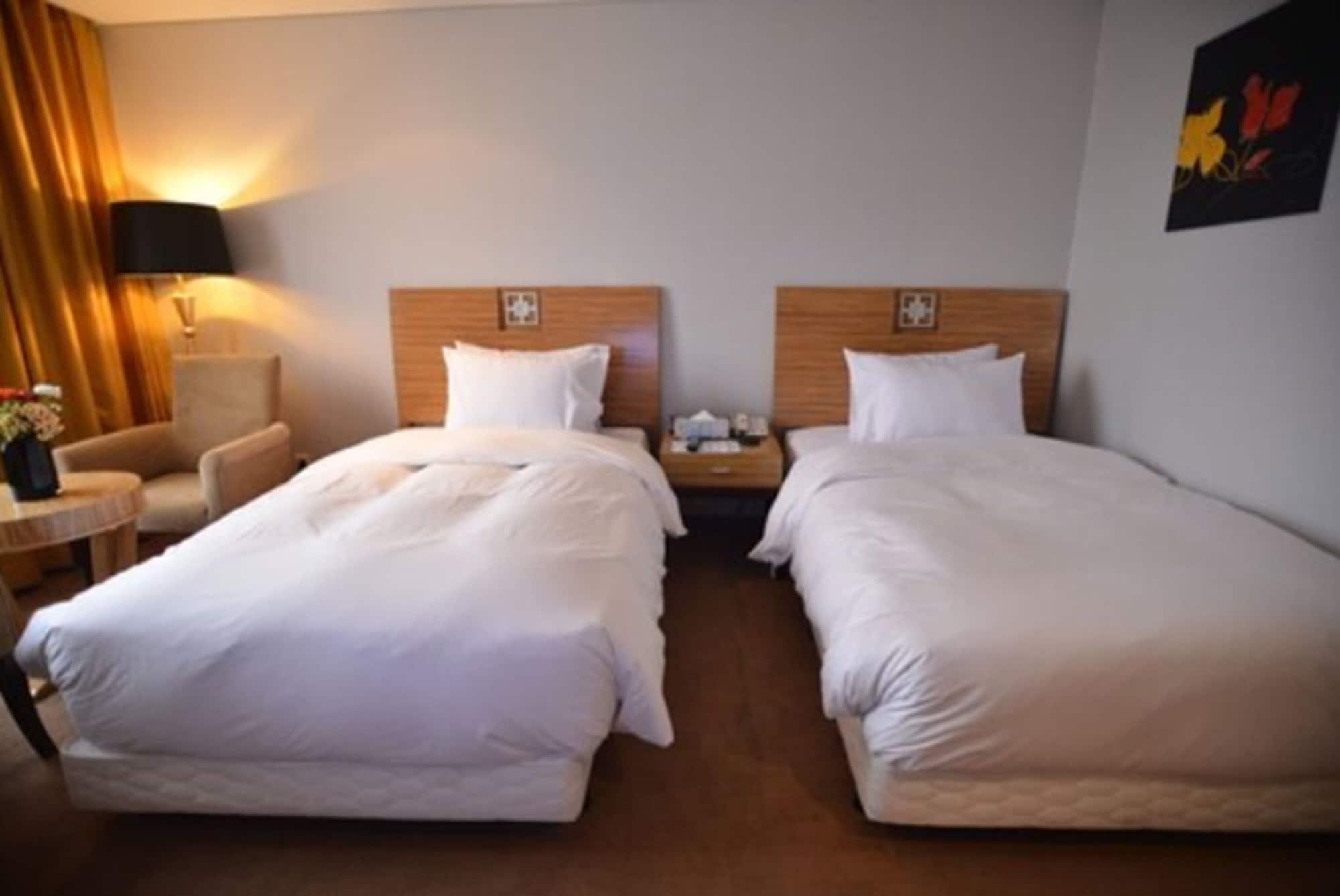פוהאנג Philos Hotel מראה חיצוני תמונה