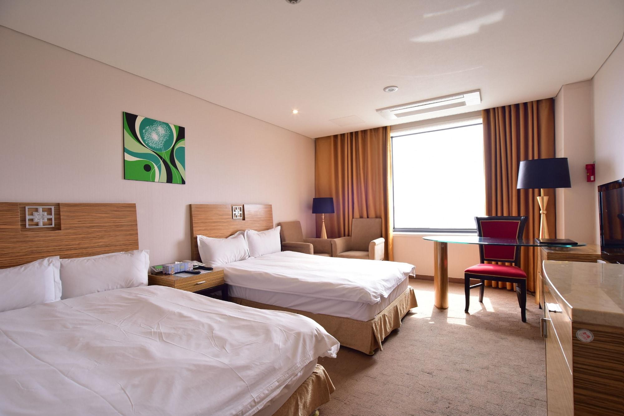 פוהאנג Philos Hotel מראה חיצוני תמונה