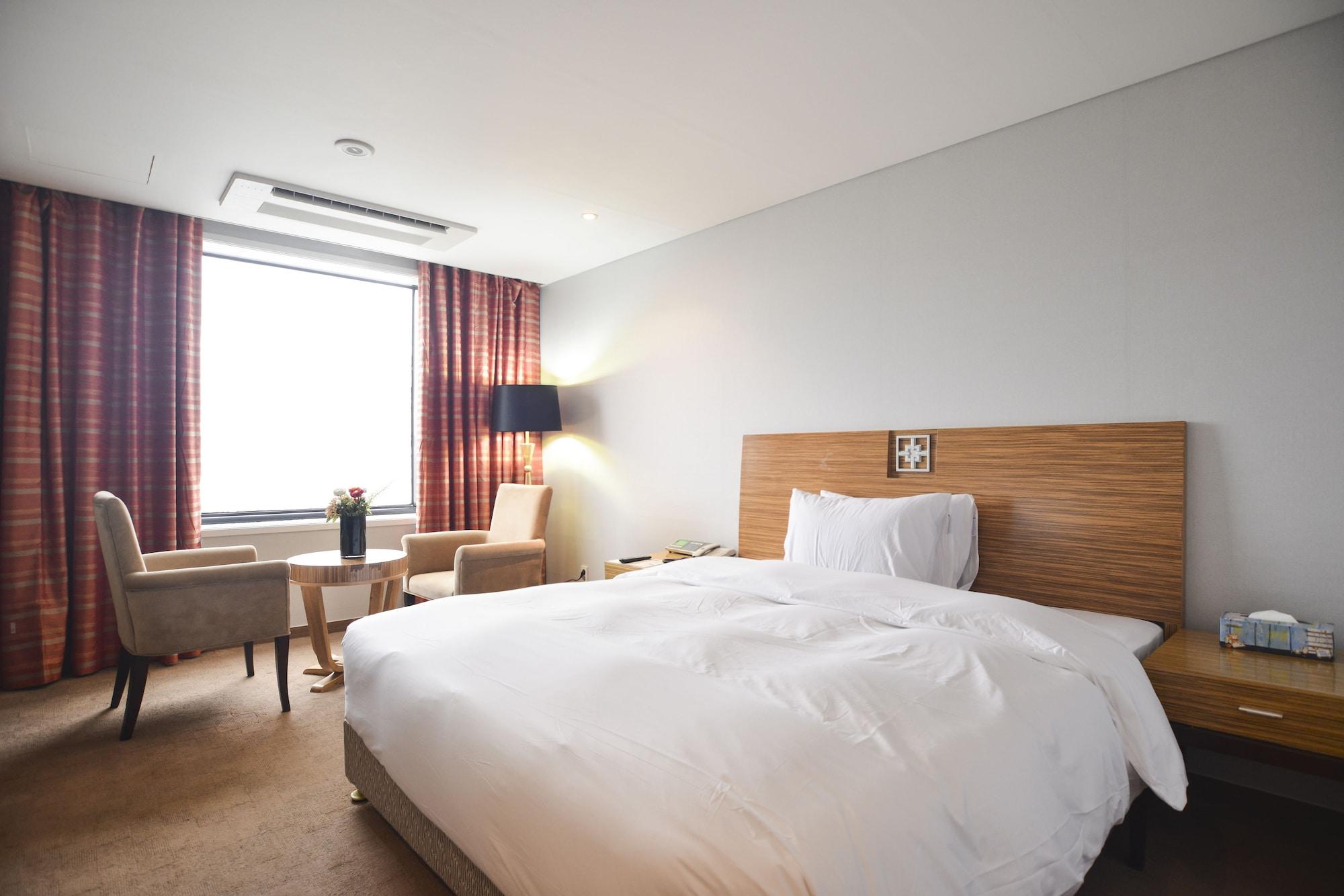 פוהאנג Philos Hotel מראה חיצוני תמונה