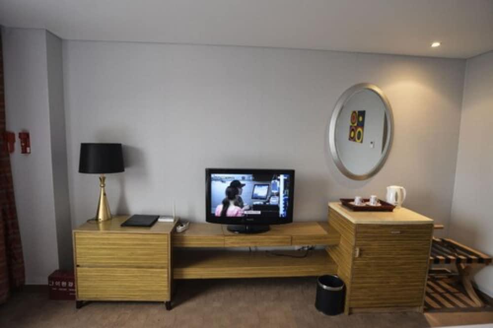 פוהאנג Philos Hotel מראה חיצוני תמונה